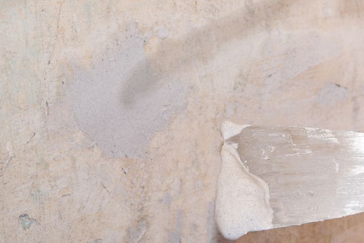 Cara Memperbaiki Dinding yang Berlubang agar Kembali Mulus Cara Memperbaiki Dinding yang Berlubang agar Kembali Mulus